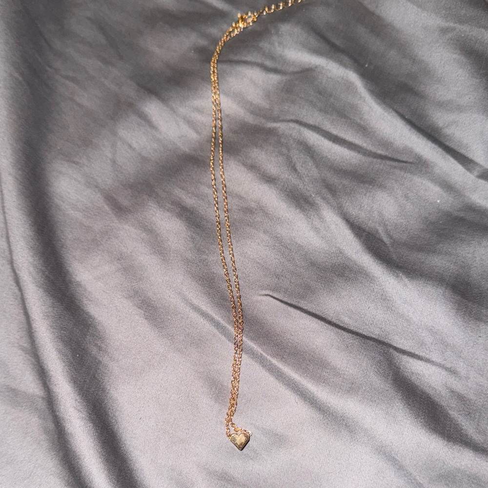 Elegant Gold Heart Pendant Necklace